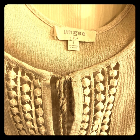 NWOT Umgee bare shoulder black and cream Bohemian tunic - Picture 2 of 2